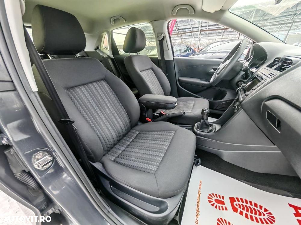 Volkswagen Polo - 9