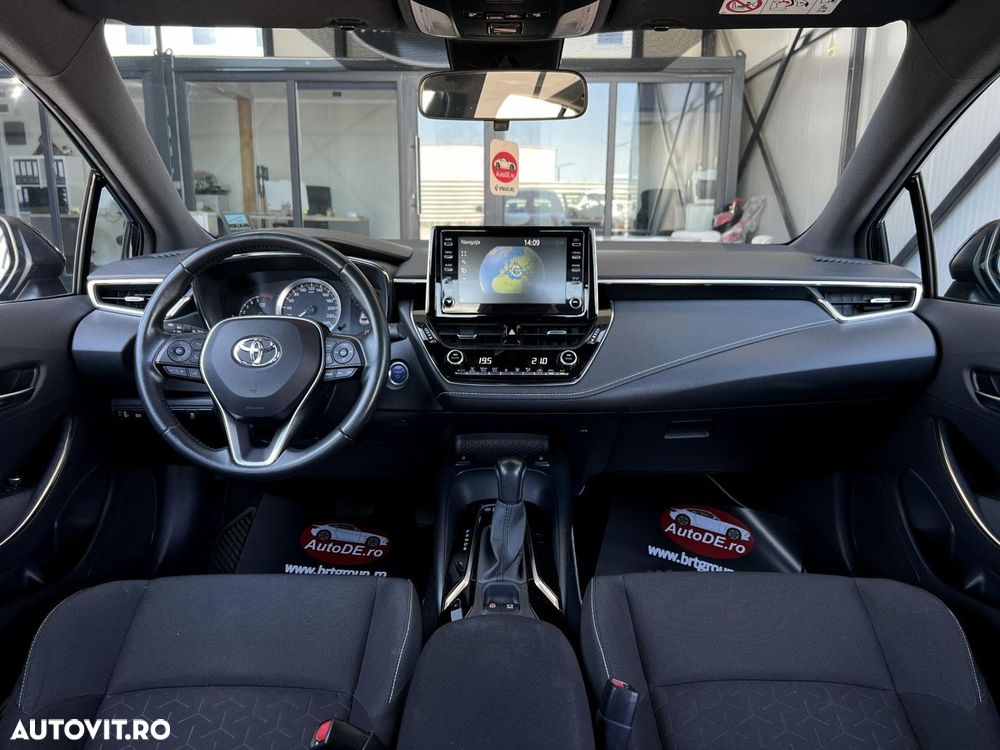 Toyota Corolla - 8