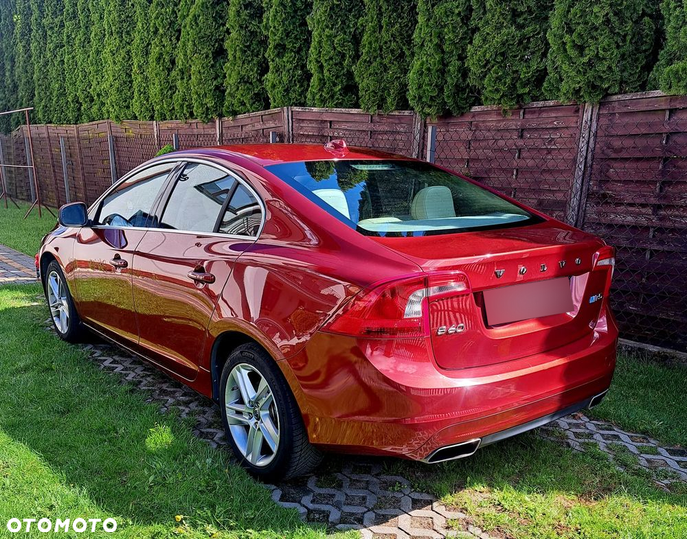 Volvo S60 2.5 T5 - 4
