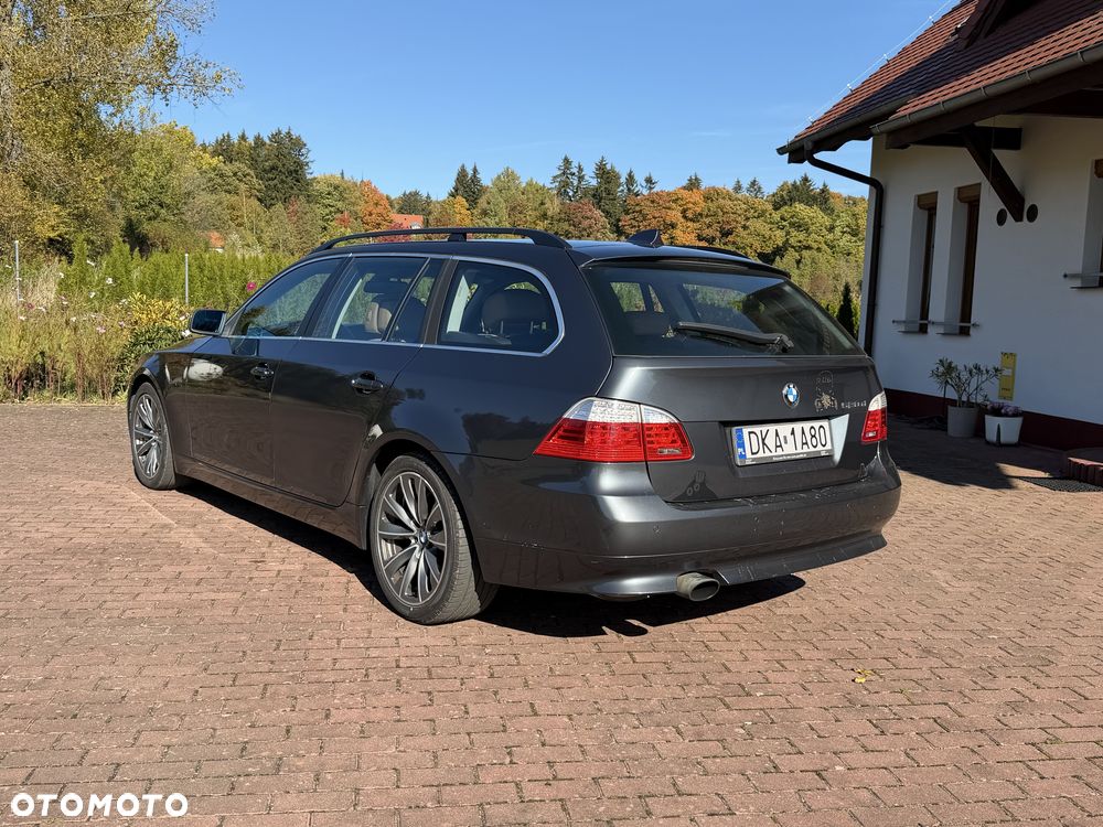 BMW 5 Series 2009 photo 5