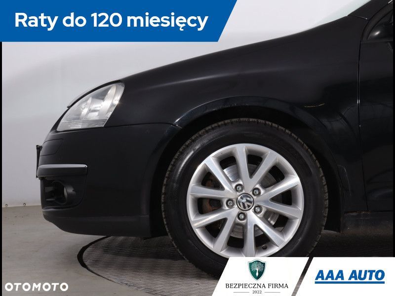 Volkswagen Jetta - 16