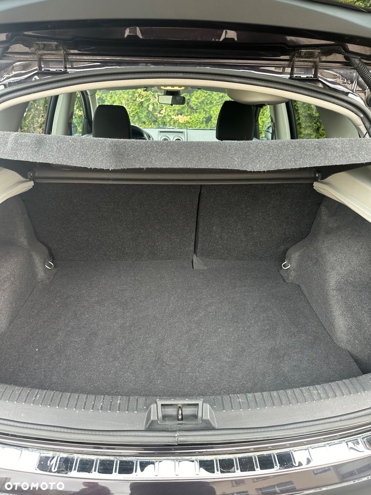 Nissan Qashqai 1.5 dCi DPF visia - 11