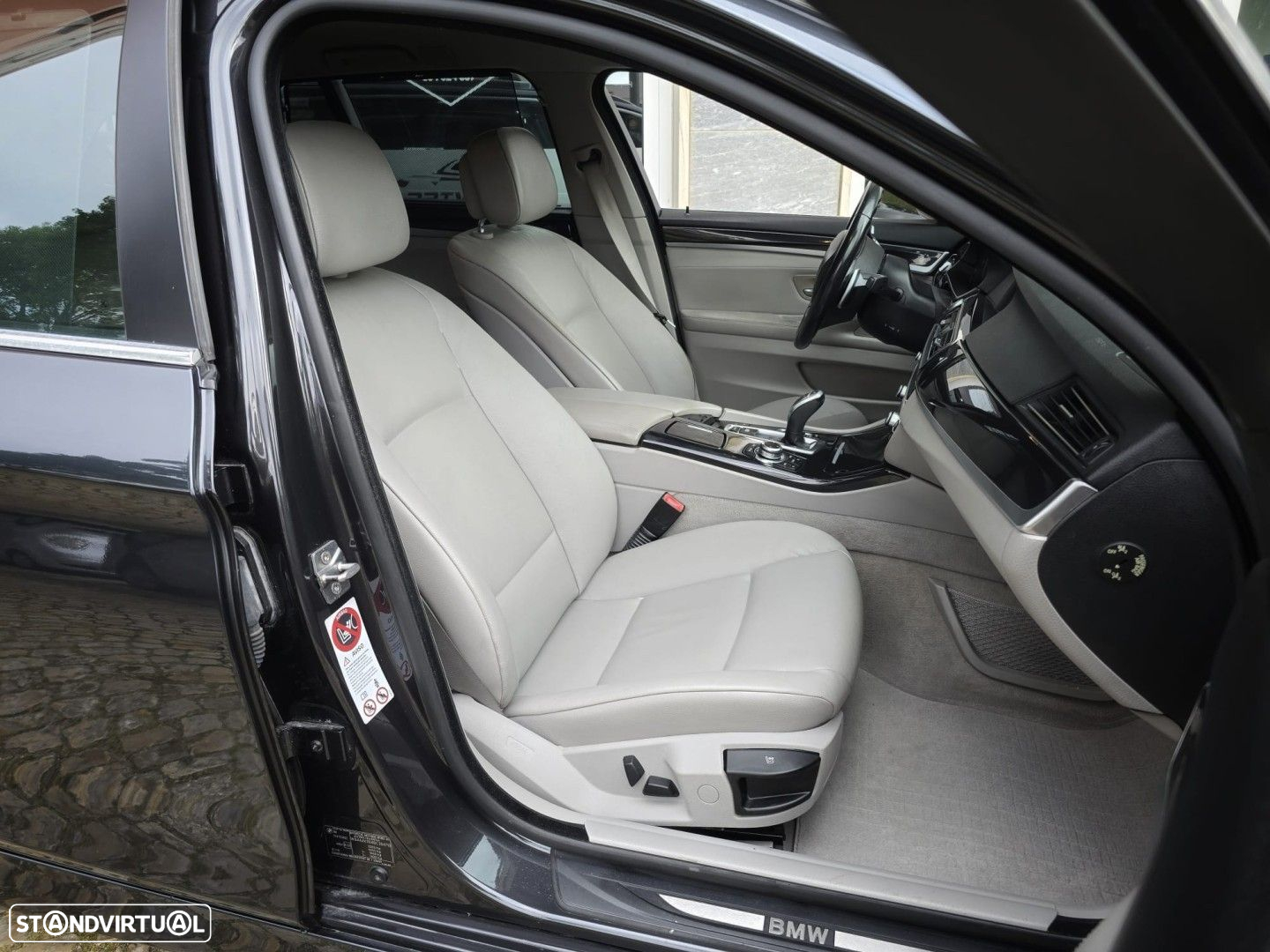 BMW 520 d Auto - 22