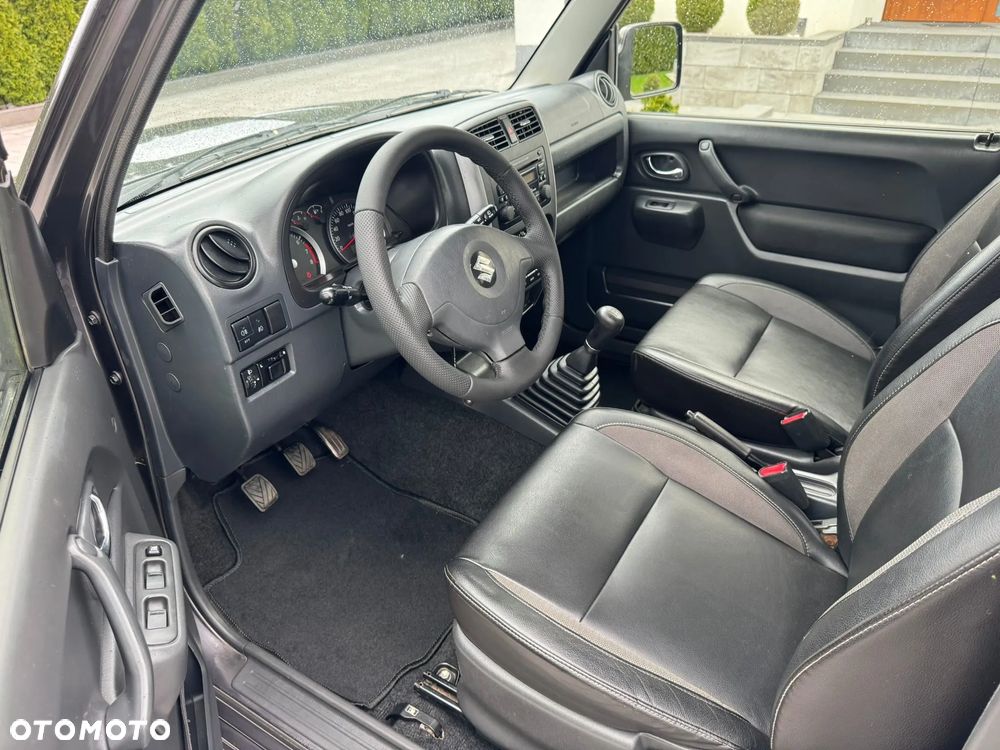 Suzuki Jimny - 10