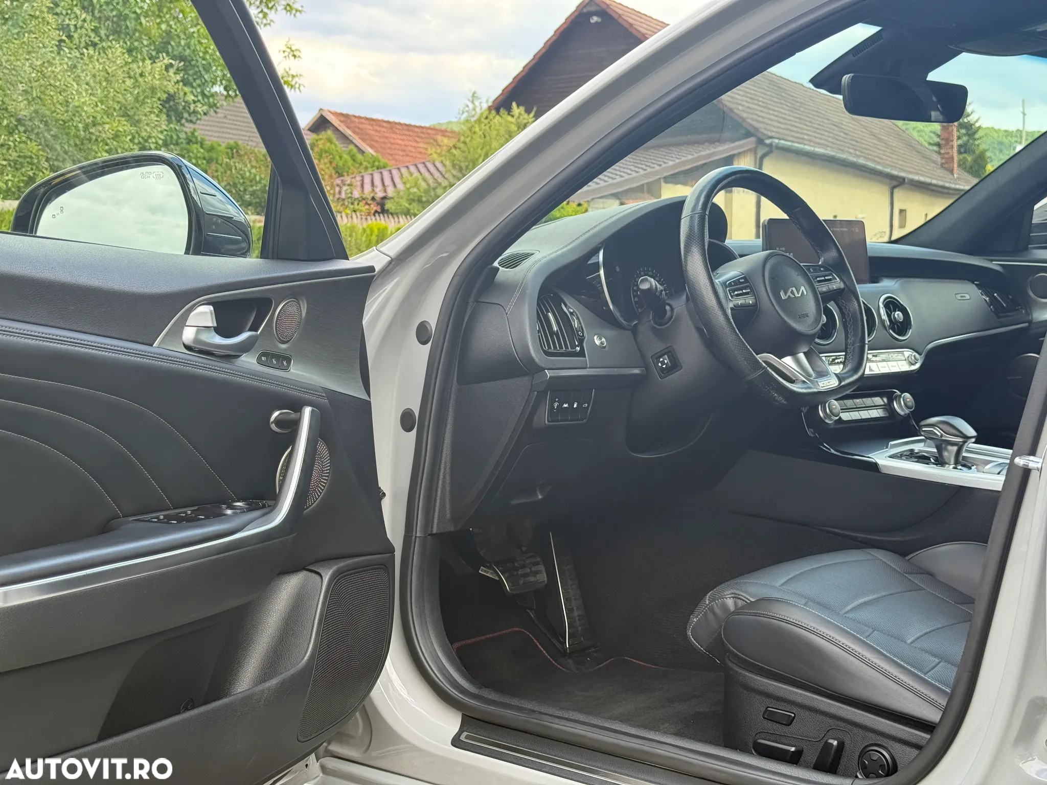 Kia Stinger 3.3 T-GDI AWD OPF GT - 19