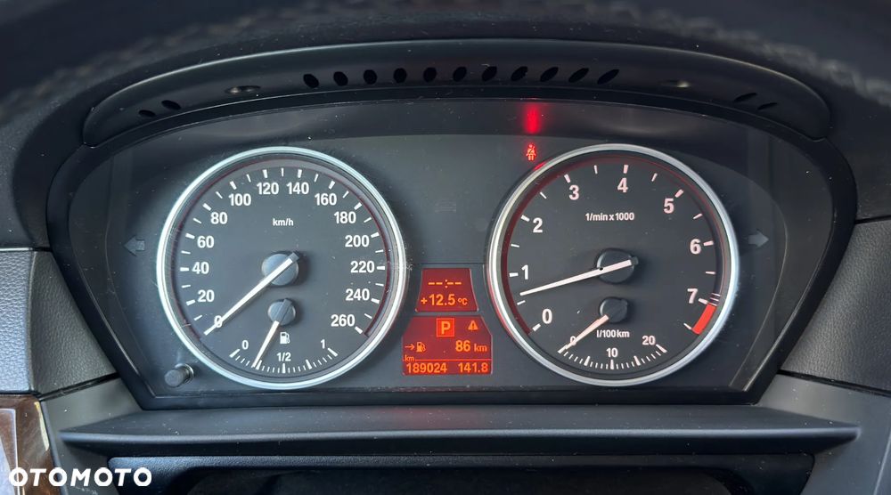 BMW Seria 5 5er Touring Edition Sport - 18