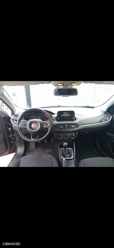 Fiat Tipo 1.3 M-Jet Lounge J17 - 10