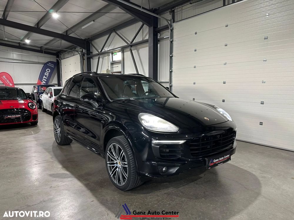Porsche Cayenne Platinum Edition - 3