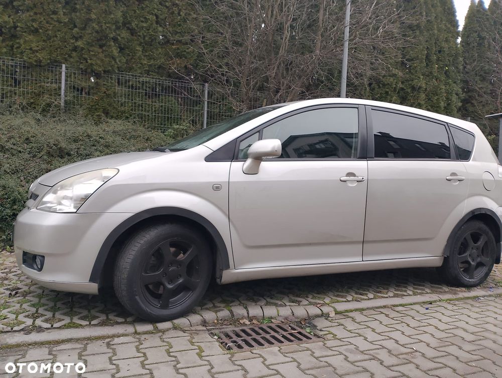 Toyota Corolla Verso 1.8 Gold + 7os MM - 2