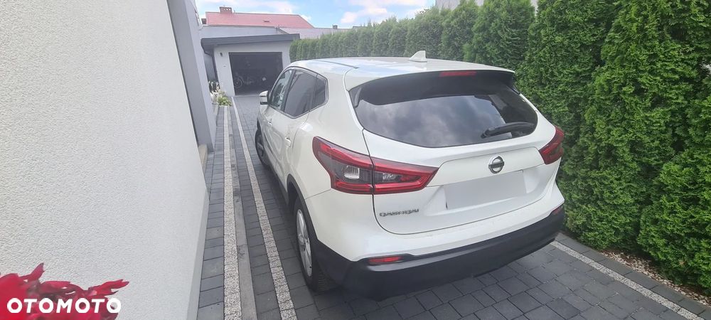 Nissan Qashqai 1.6 DCi Xtronic N-Connecta - 2