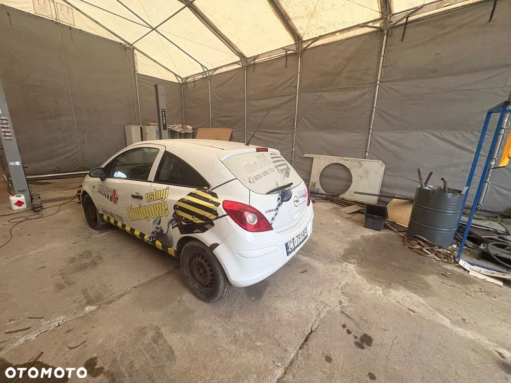 Opel Corsa - 4