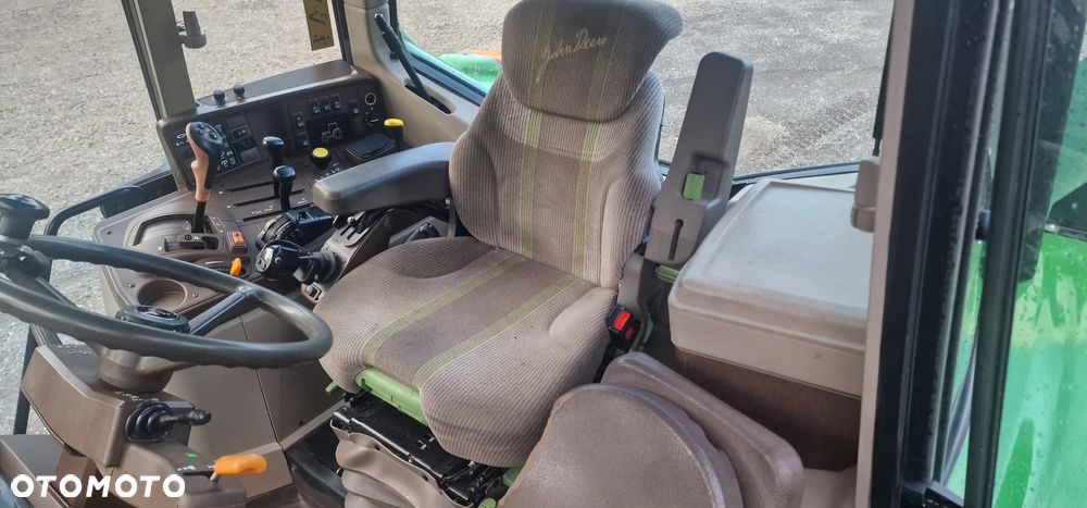 John Deere 6220 - 20