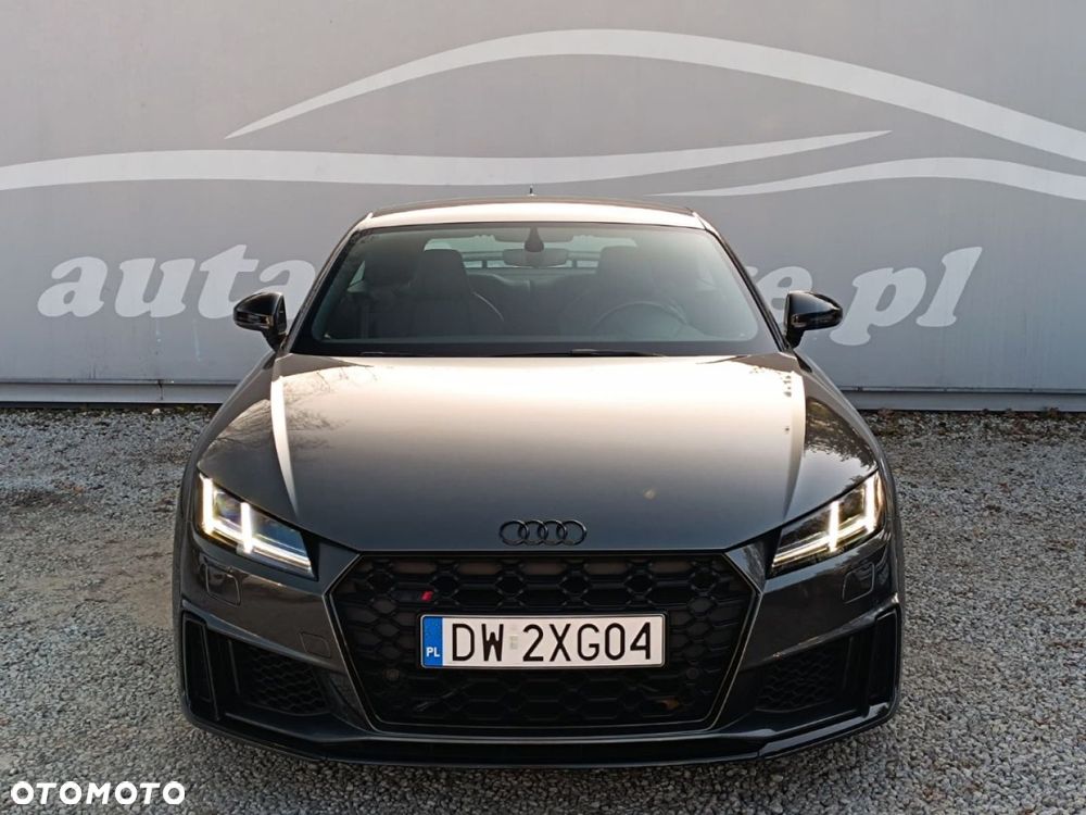 Audi TT S Coupé - 11