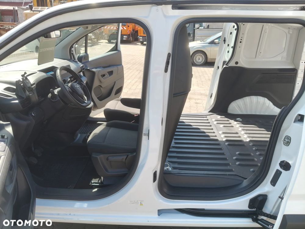 Opel Combo - 17