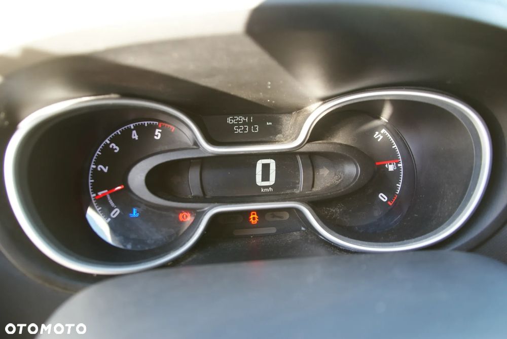 Opel Vivaro - 19