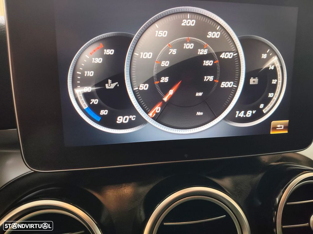 Mercedes-Benz GLC 250 d 4Matic 9G-TRONIC AMG Line - 37
