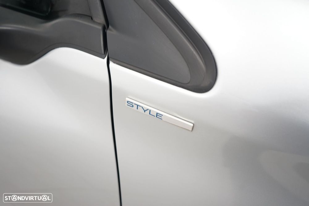 Peugeot 208 1.6 BlueHDi Active - 12