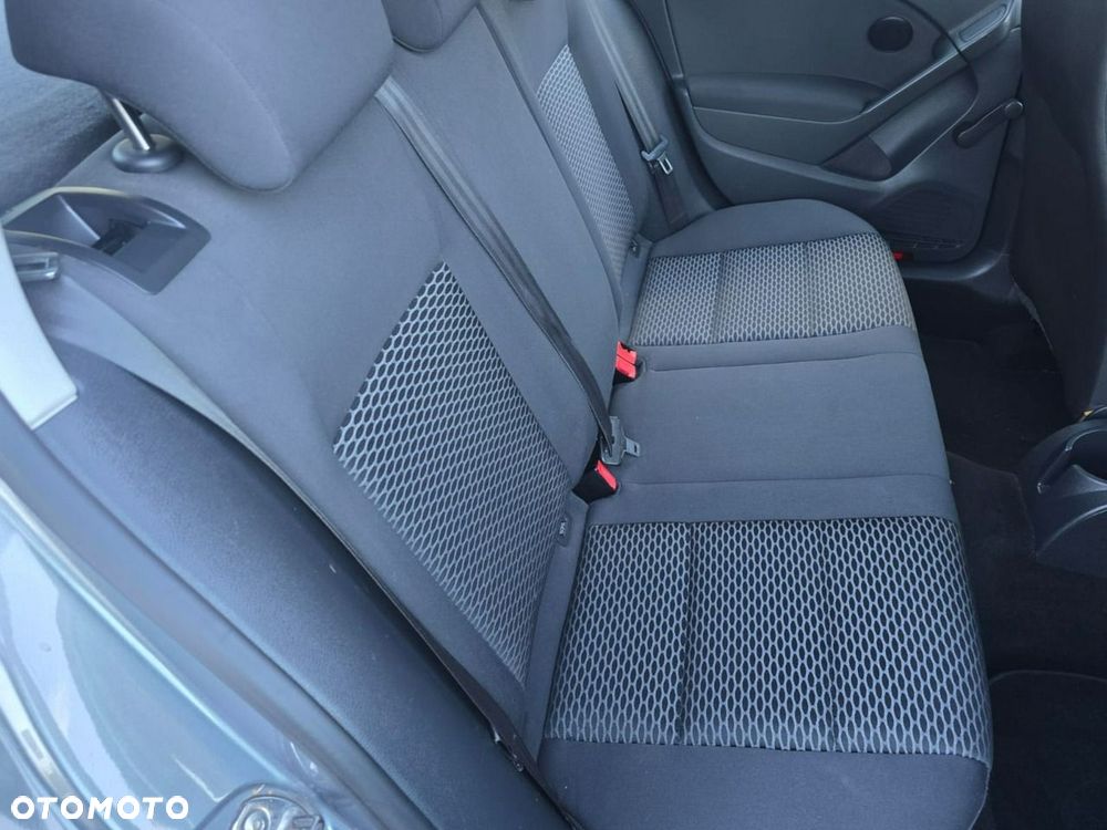 Volkswagen Golf - 18