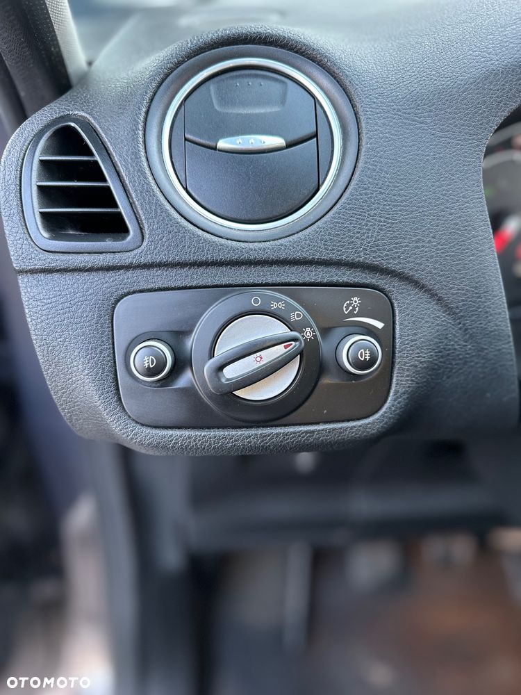 Ford S-Max 2.0 TDCi DPF Titanium - 35