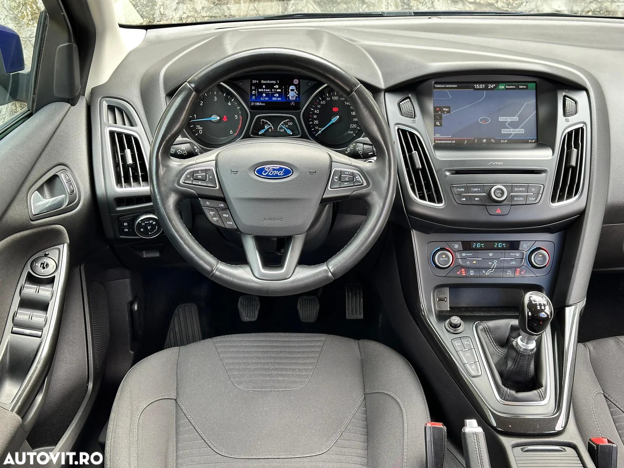 Ford Focus 1.5 EcoBlue Start-Stopp-System TITANIUM - 6