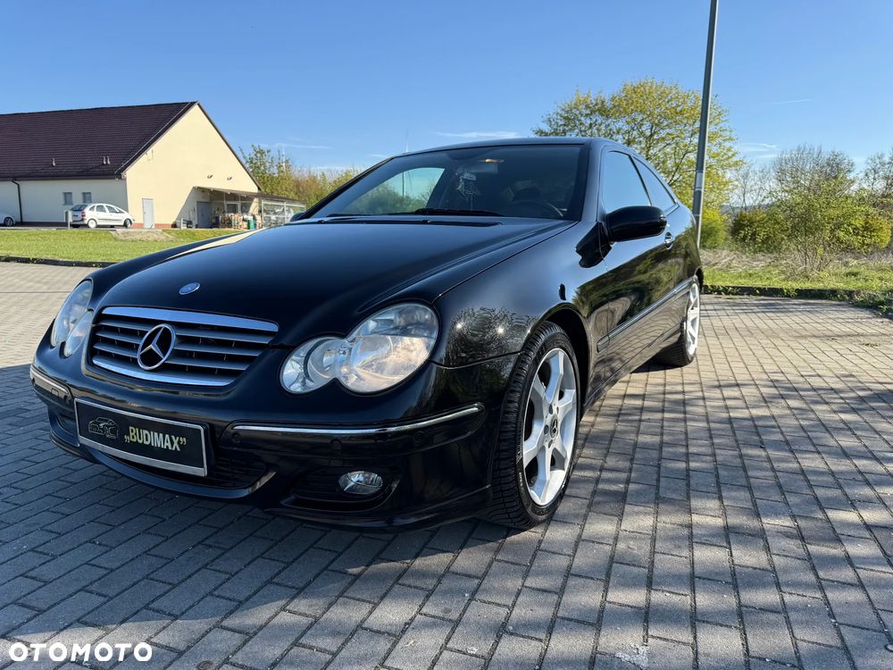 Mercedes-Benz Klasa C 180 Classic - 3