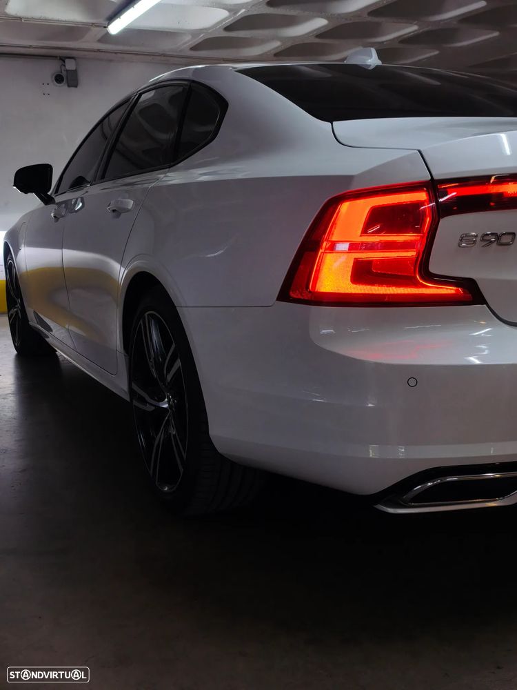 Volvo S90 T8 Twin Engine R-Design AWD (Plug-in Hybrid - 2