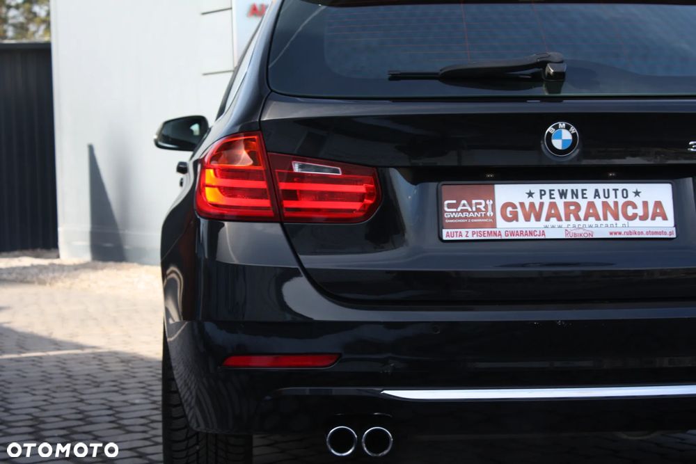 BMW Seria 3 328i Sport-Aut Luxury Line - 19