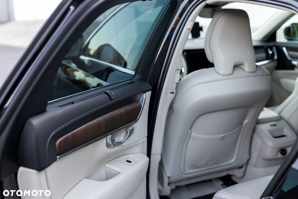 Volvo S90 D5 AWD Inscription - 34