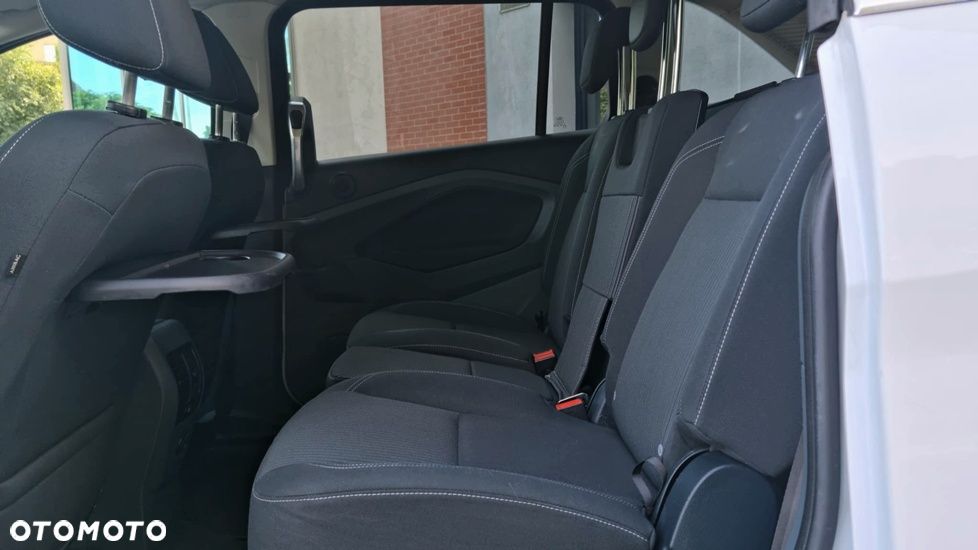 Ford Grand C-MAX 2.0 TDCi Titanium - 22