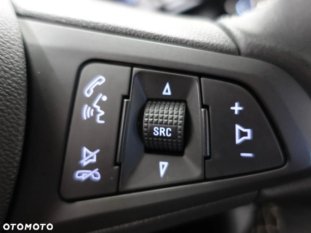 Opel Astra 1.2 Turbo Start/Stop 2020 - 36