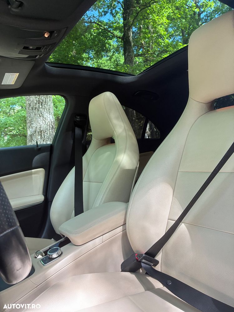Mercedes-Benz CLA 250 4MATIC Aut. - 13