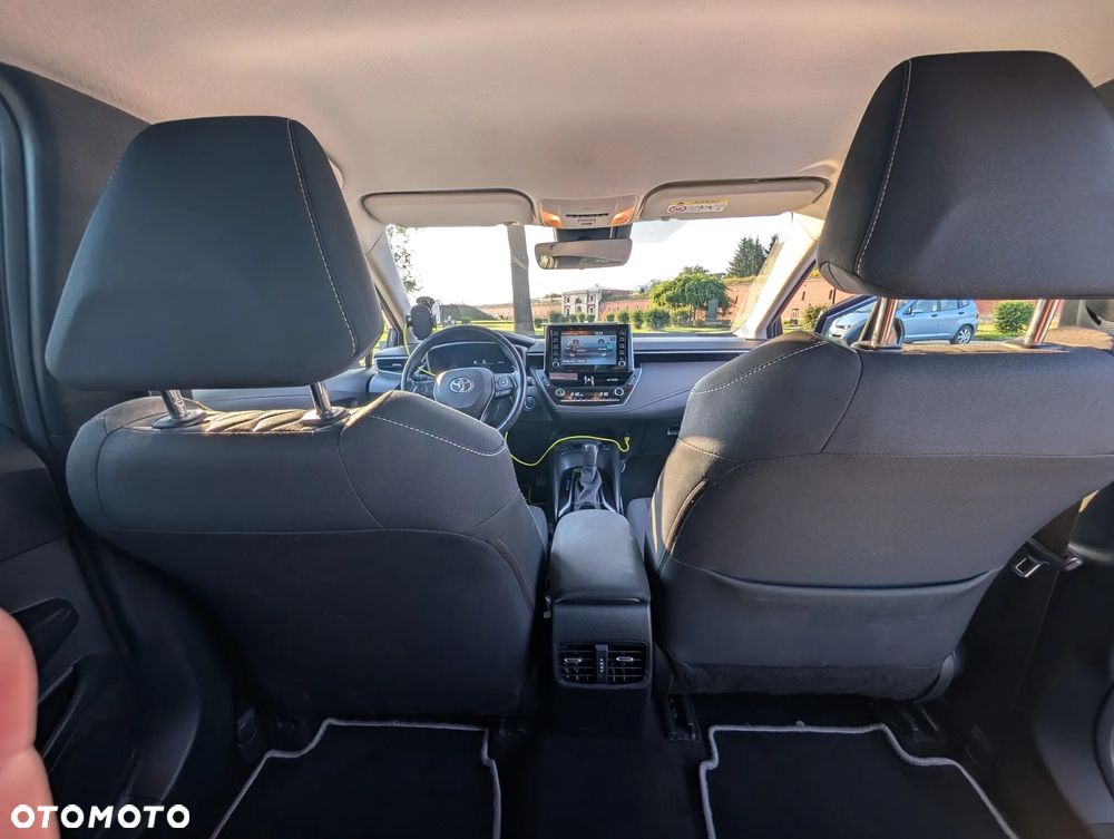 Toyota Corolla 1.8 Hybrid Comfort - 19