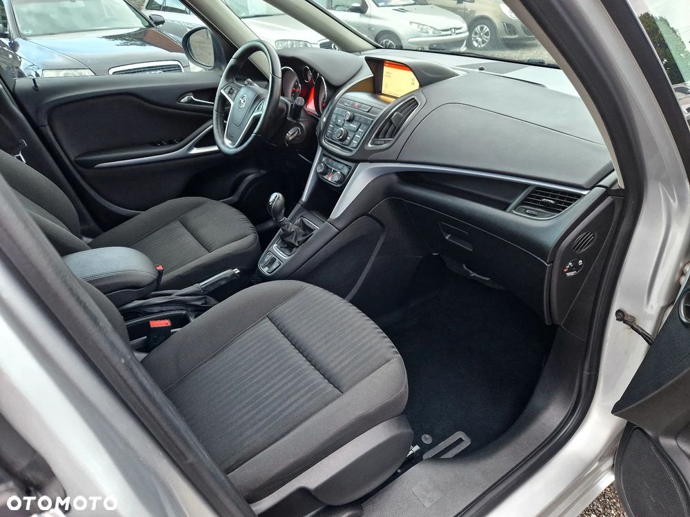 Opel Zafira 1.4 T Cosmo - 17