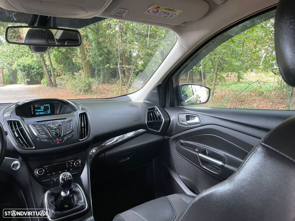 Ford Kuga 2.0 TDCi Titanium - 16