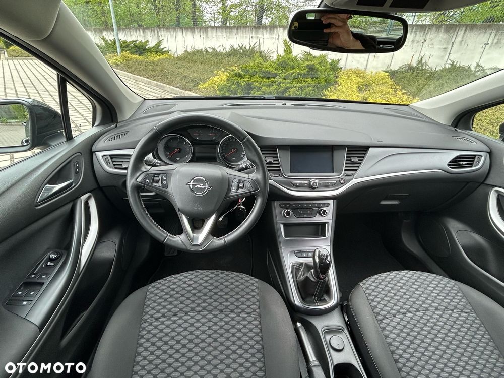 Opel Astra - 17