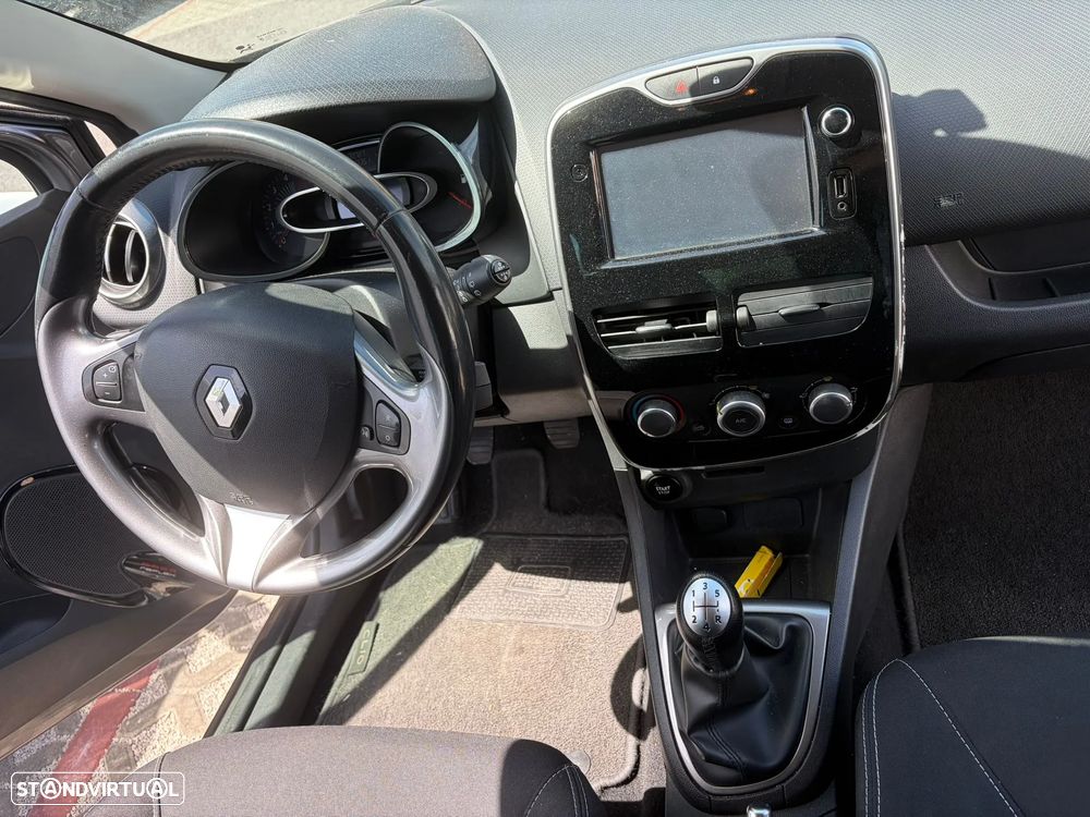 Renault Clio 1.5 dCi Limited - 6