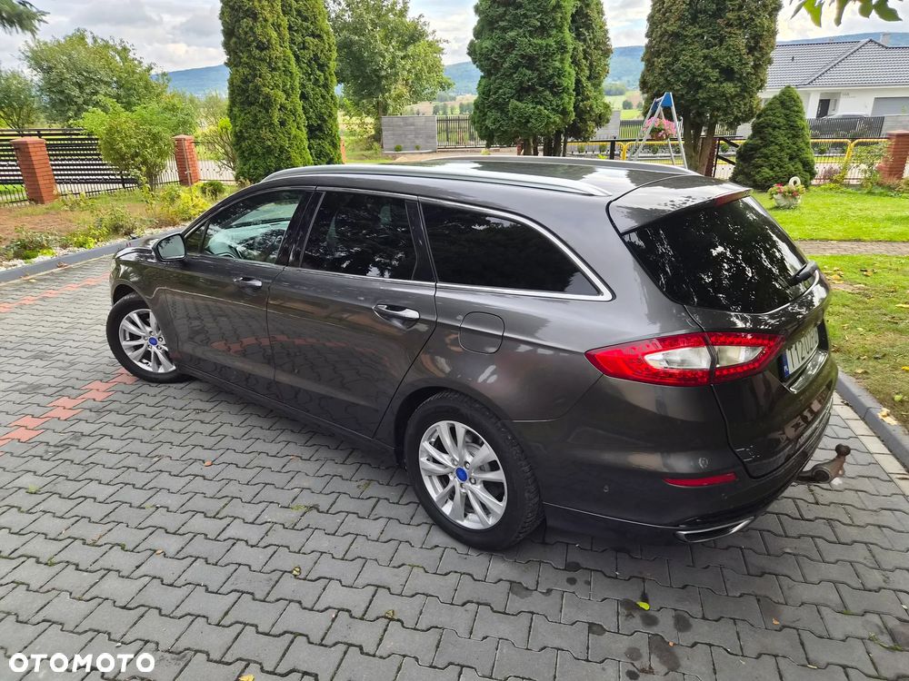Ford Mondeo 2.0 TDCi PowerShift-Aut Allrad Titanium - 2