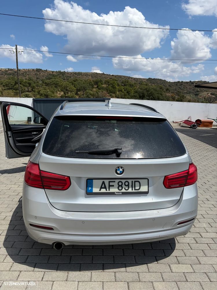 BMW 318 d Aut. Sport Line - 10
