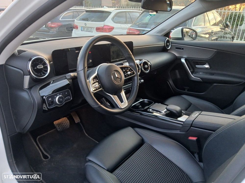 Mercedes-Benz A 250 e 8G-DCT - 43