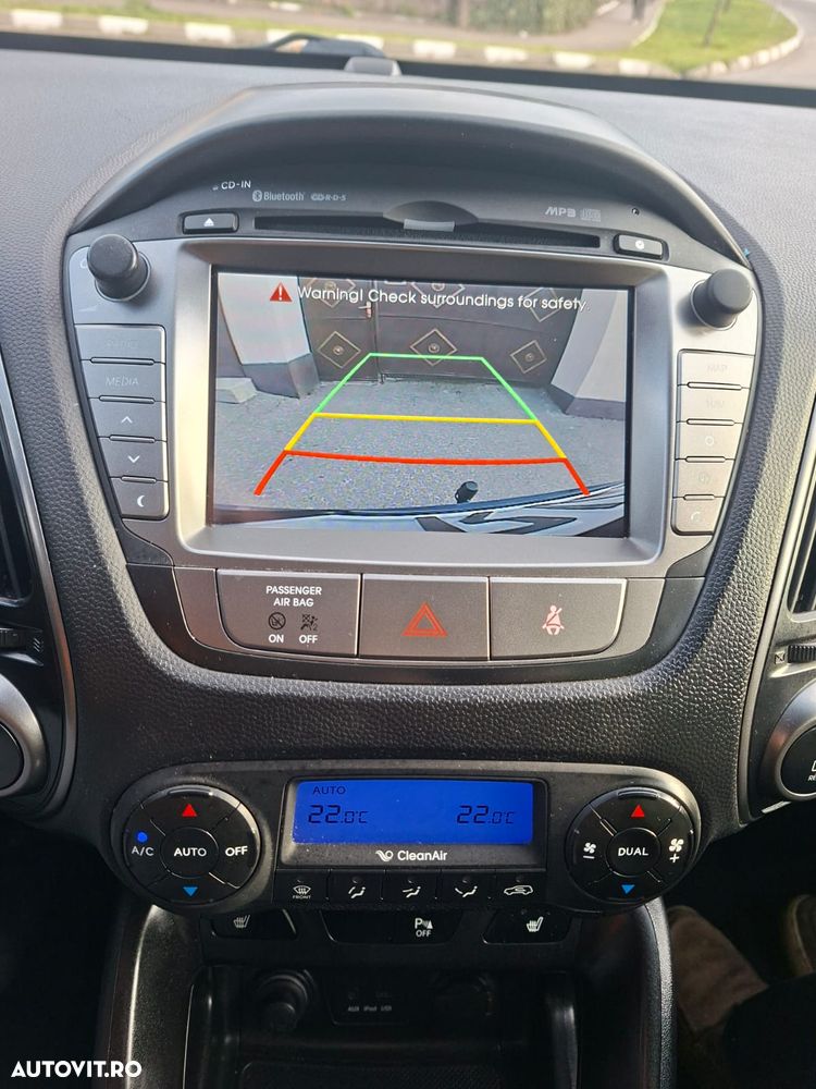 Hyundai ix35 2.0 CRDI 4WD Fifa World Cup Gold Edition - 7