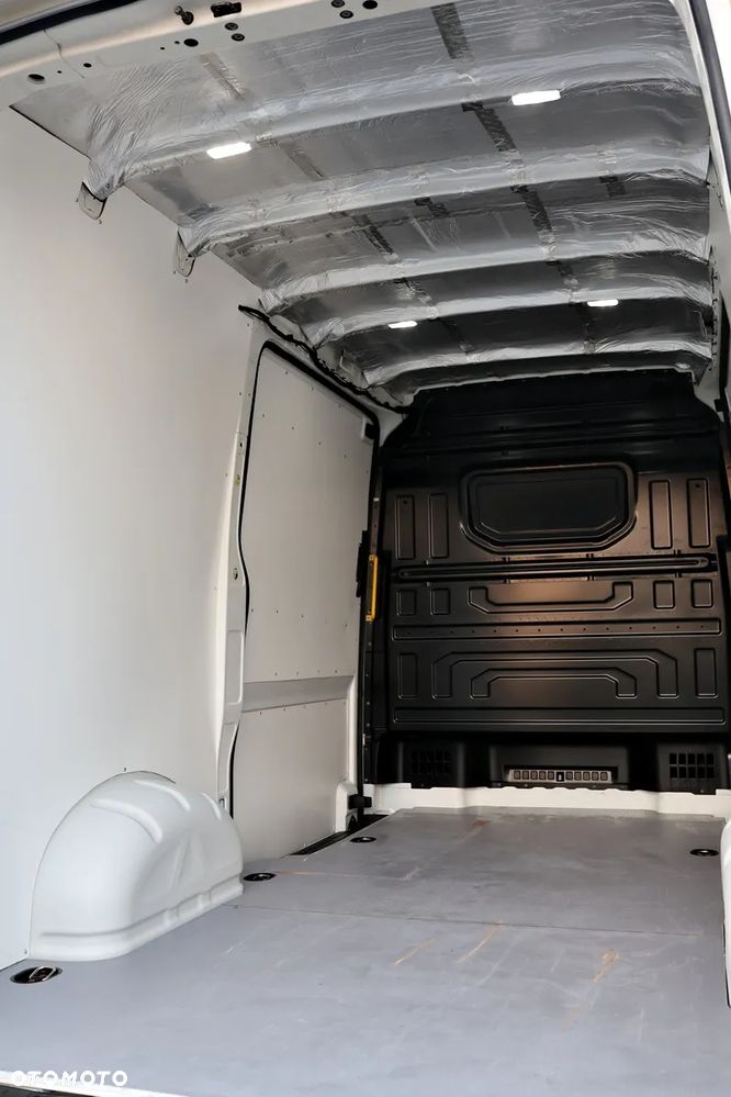 Volkswagen Crafter - 18