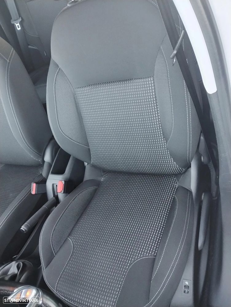 Peugeot 208 PureTech 82 Start & Stop Active - 6