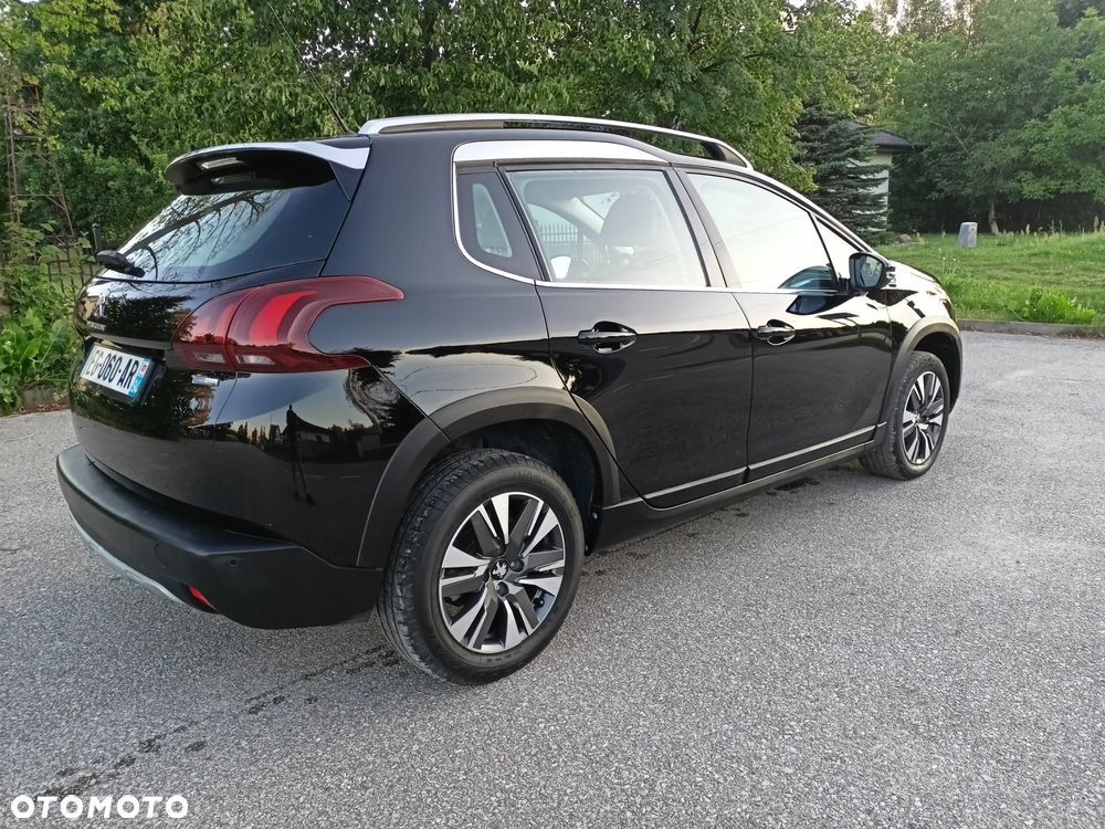 Peugeot 2008 PureTech 110 Stop&Start Allure - 19