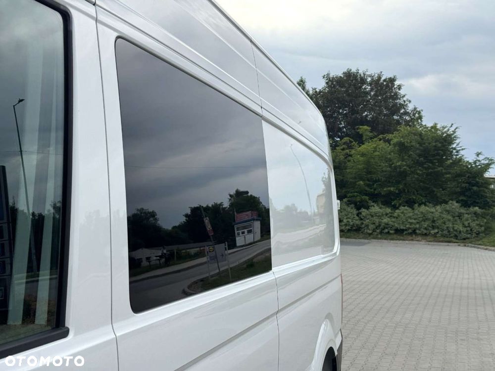 Volkswagen Crafter - 11