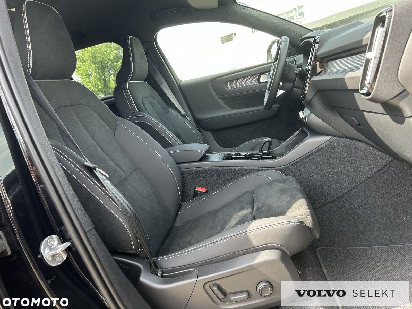 Volvo XC 40 - 23