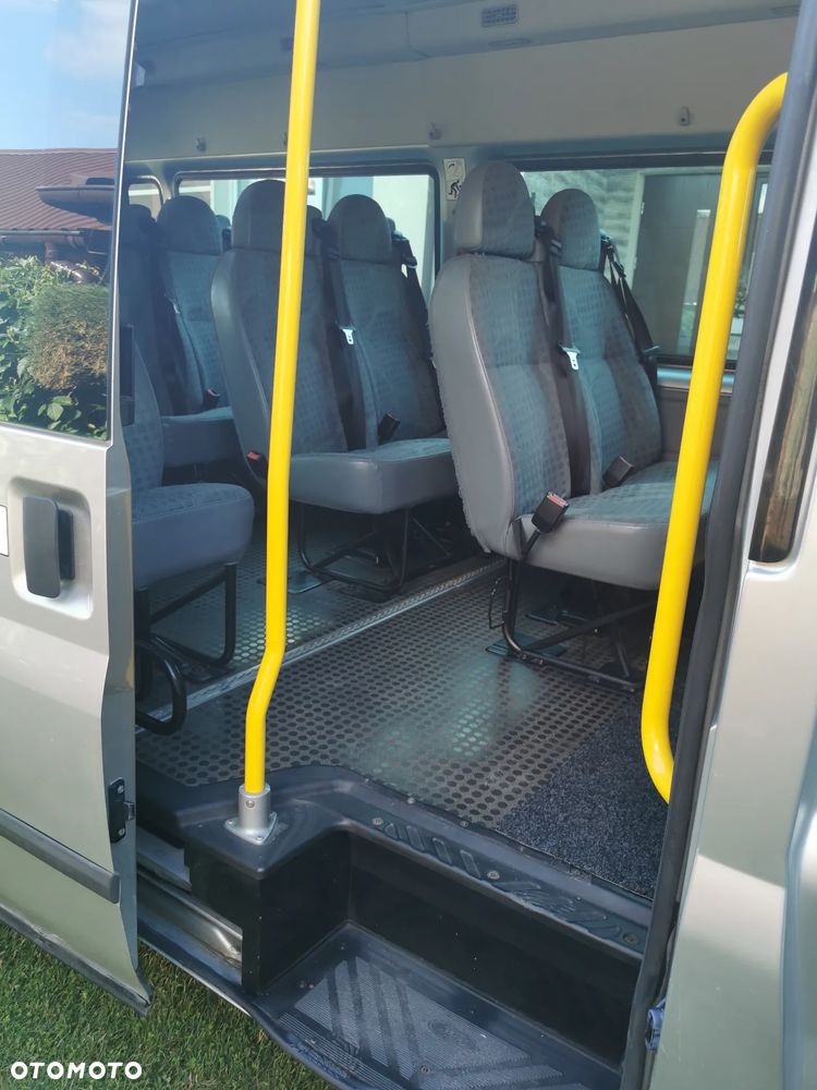 Ford Transit 350L Trend - 5