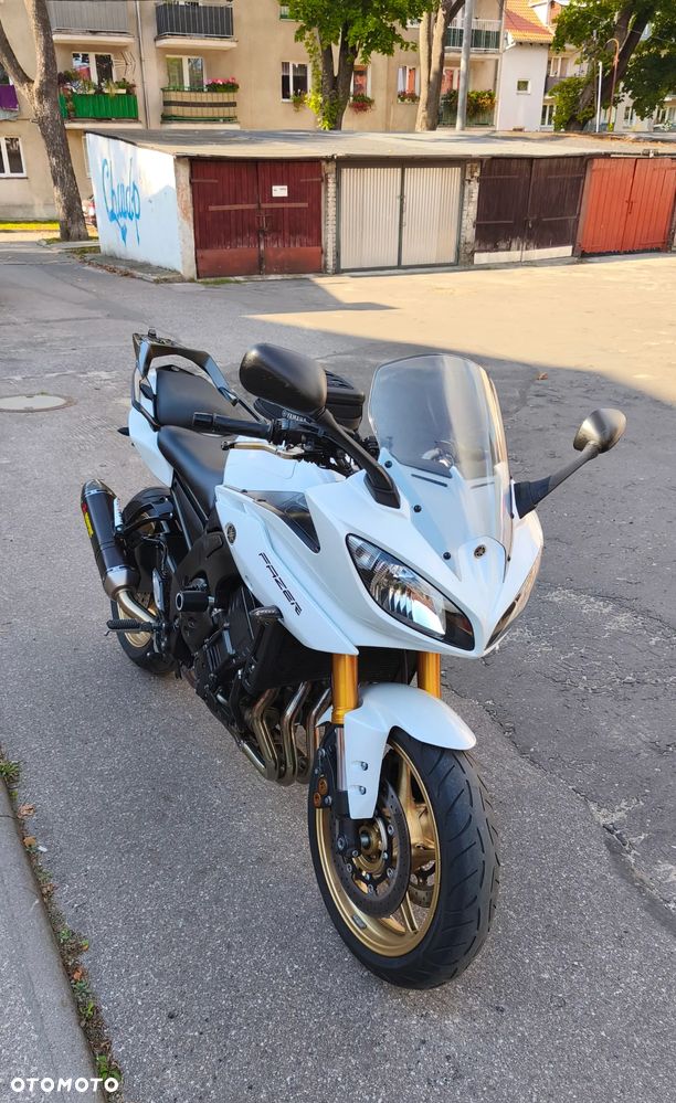 Yamaha FZ8 - 8