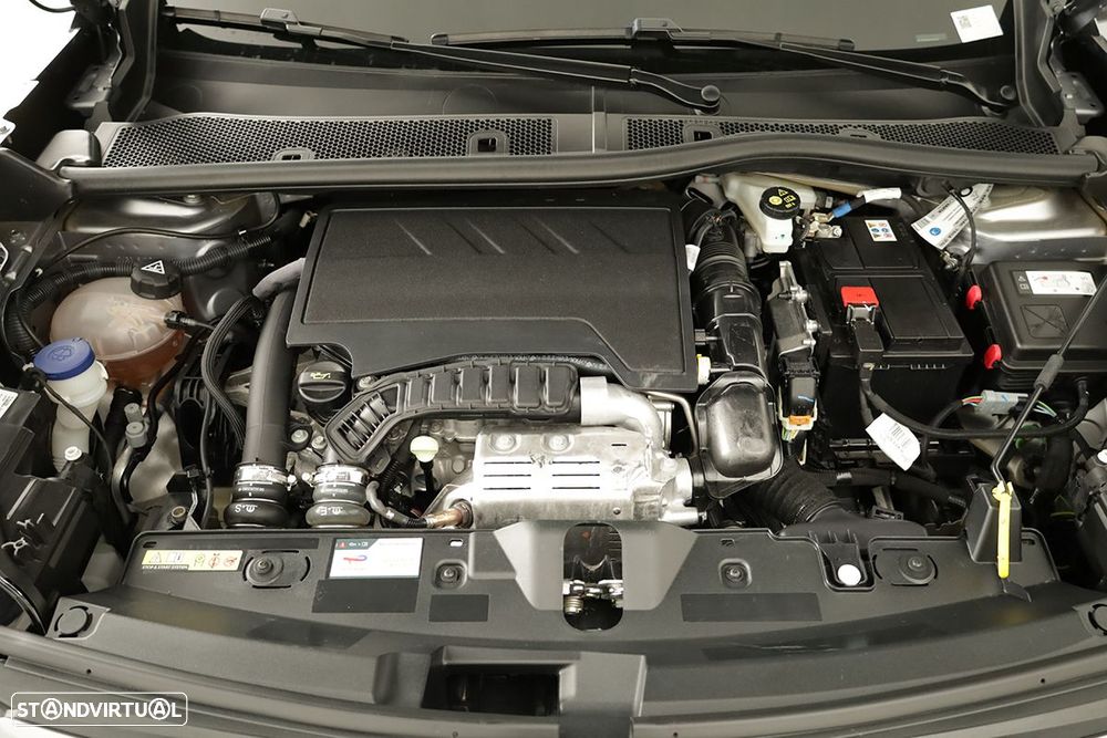 Peugeot 2008 1.2 PureTech Allure EAT8 - 25