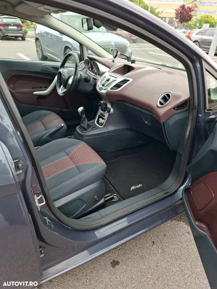 Ford Fiesta 1.6 TDCI Titanium - 4