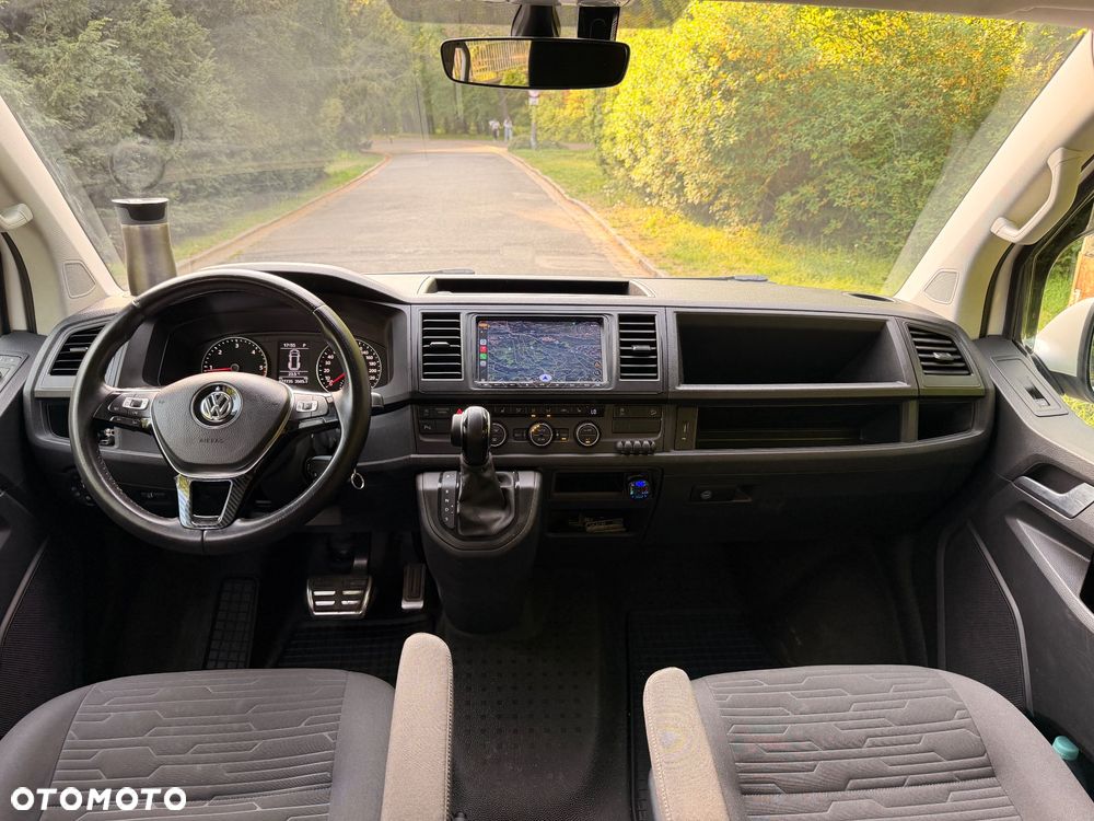 Volkswagen Caravelle - 15
